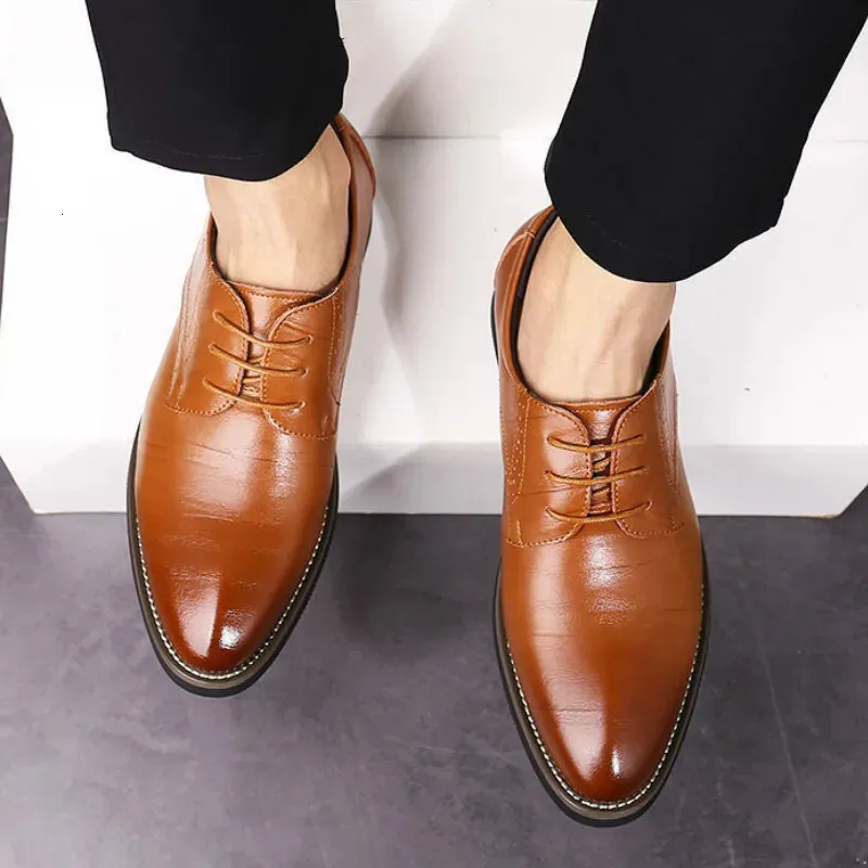 Italian Genuine Leather Wingtip Carved Flat formal shoes for men for Men -  Formal Oxford Footwear in Plus Sizes 38-48, Perfect for Winter 240614