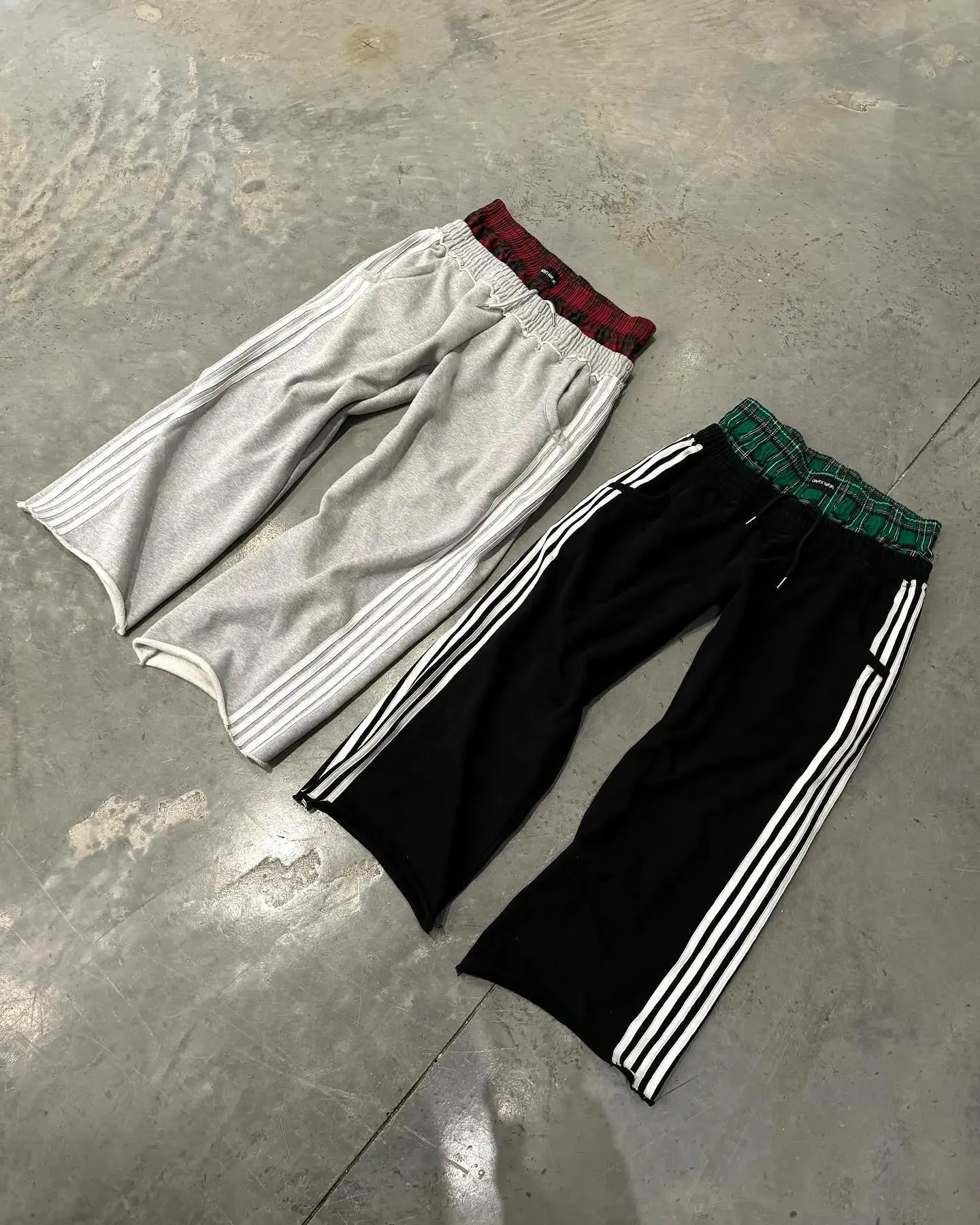 DHgate.com:Plaid Boxers: Trendy Y2K Sweatpants for Men, Oversized Wide Leg Trousers for Streetwear and Hip Hop Fashion:Apparel DHgate.com:Plaid Boxers: Trendy Y2K Sweatpants for Men, Oversized Wide Leg Trousers for Streetwear and Hip Hop Fashion:Apparel