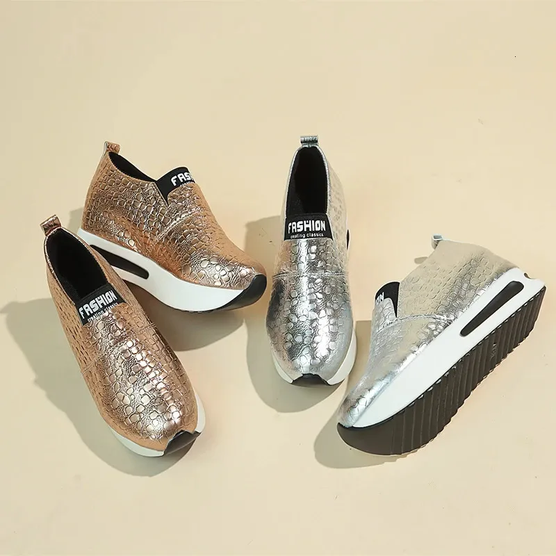 Women's Hidden Heel Platform Sneakers Lightweight Slip-on Loafers_voghion.com