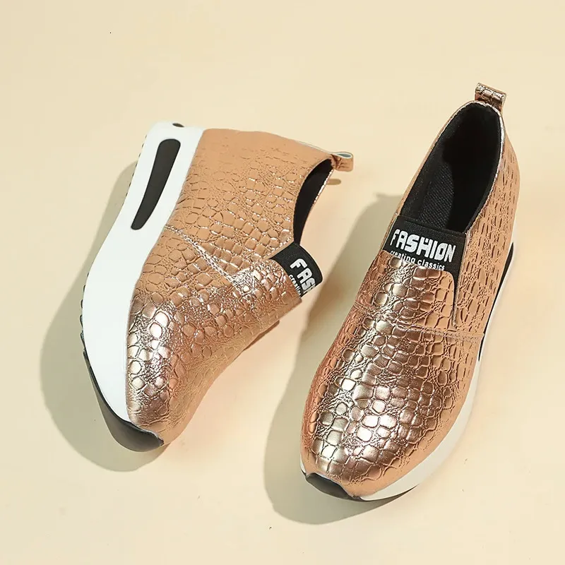 Women's Hidden Heel Platform Sneakers Lightweight Slip-on Loafers_voghion.com