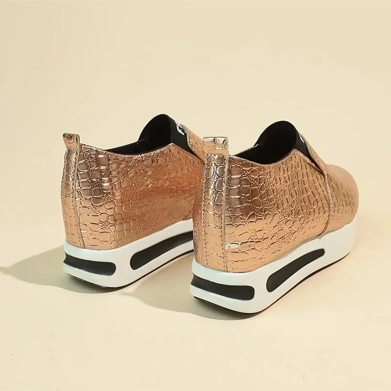 Women's Hidden Heel Platform Sneakers Lightweight Slip-on Loafers_voghion.com