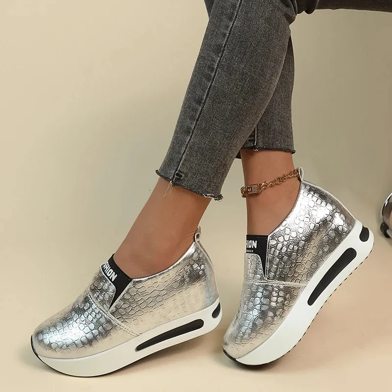 Hidden Heel Sneakers For Women Spring Chunky Platform Vulcanized Female Lightweight Slip On Height Increasing Sports_voghion.com