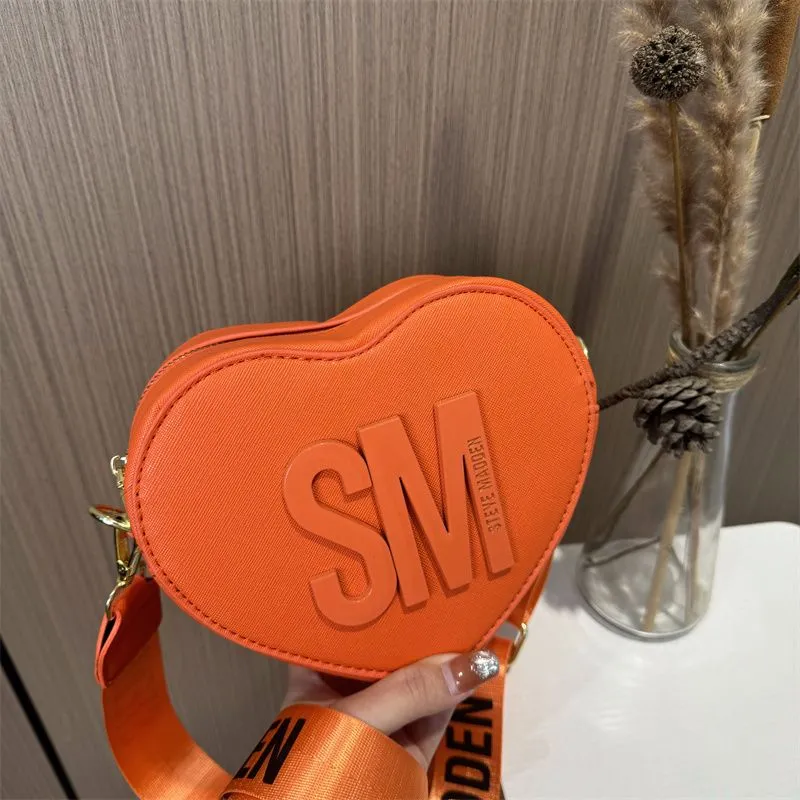 DHgate.com:2024Womens Mini Heart Crossbody Bag - Stylish DHgate.com:2024Womens Mini Heart Crossbody Bag - Stylish