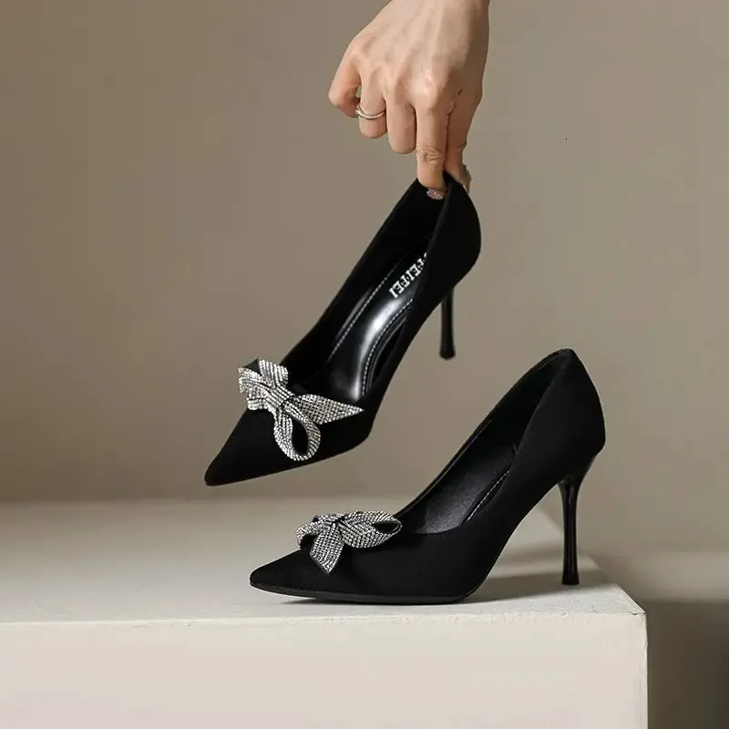 Office black pumps hot sale
