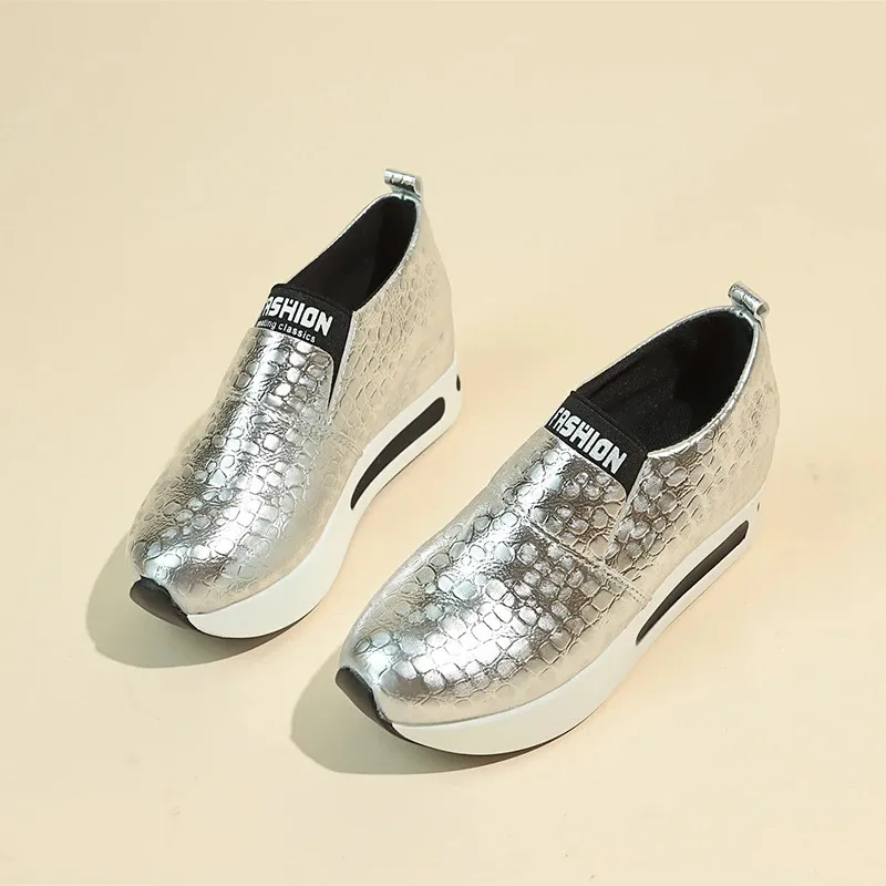 Women's Hidden Heel Platform Sneakers Lightweight Slip-on Loafers_voghion.com