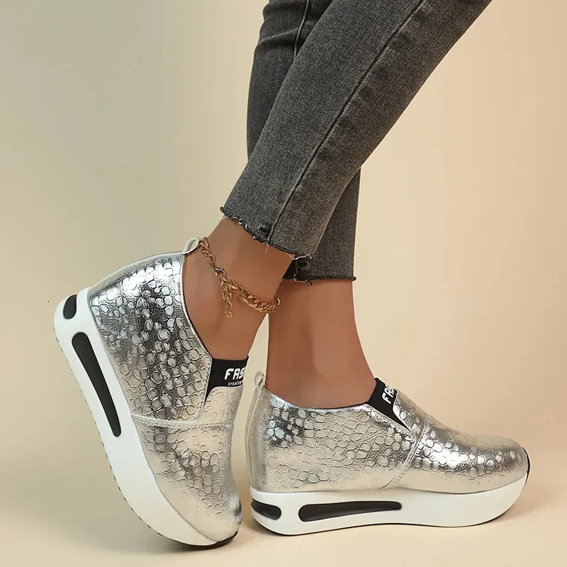Hidden Heel Sneakers For Women Spring Chunky Platform Vulcanized Female Lightweight Slip On Height Increasing Sports_voghion.com