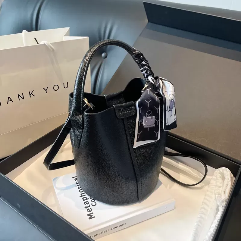 ショルダーバッグ・ポシェット MUCENT POT DOUBLE WRINKLE LEATHER SHOULDER BAG 5BJH1045 MUCENT POT DOUBLE WRINKLE LEATHER SHOULDER BAG 5BJH1045