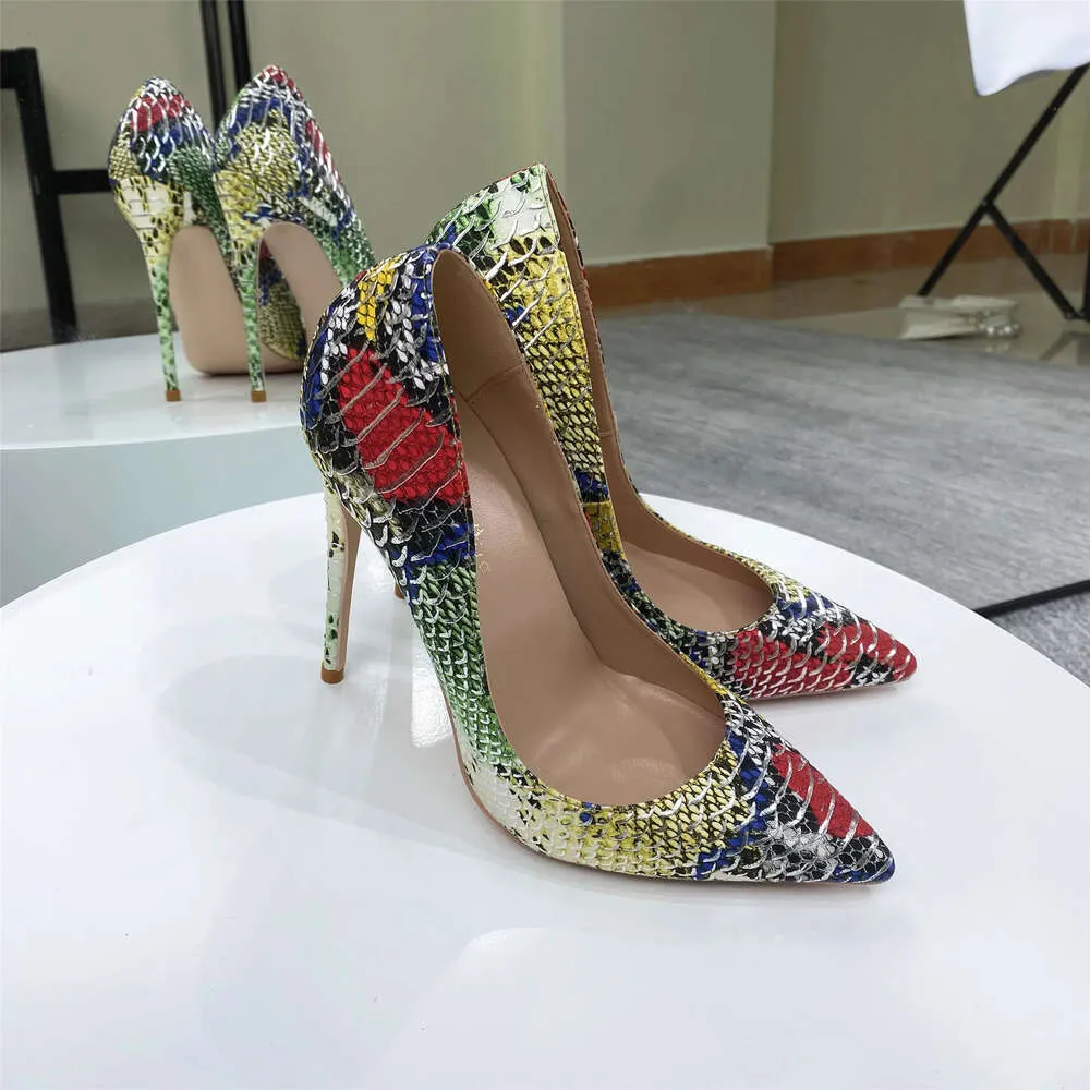 Snakeskin pumps outfit best sale