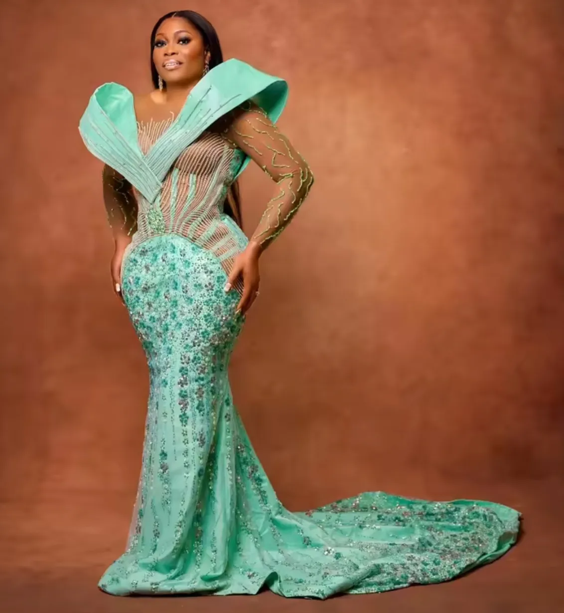 chinese dress ladies Exquisite Long Mint Mermaid Speghetti Straps V-neck Lace Prom Dress with  Slit main image 0