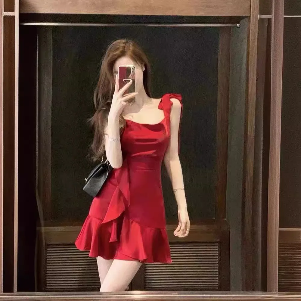 DHgate.com:Red Camisole Dress: Summer Style, Slimming Waist
