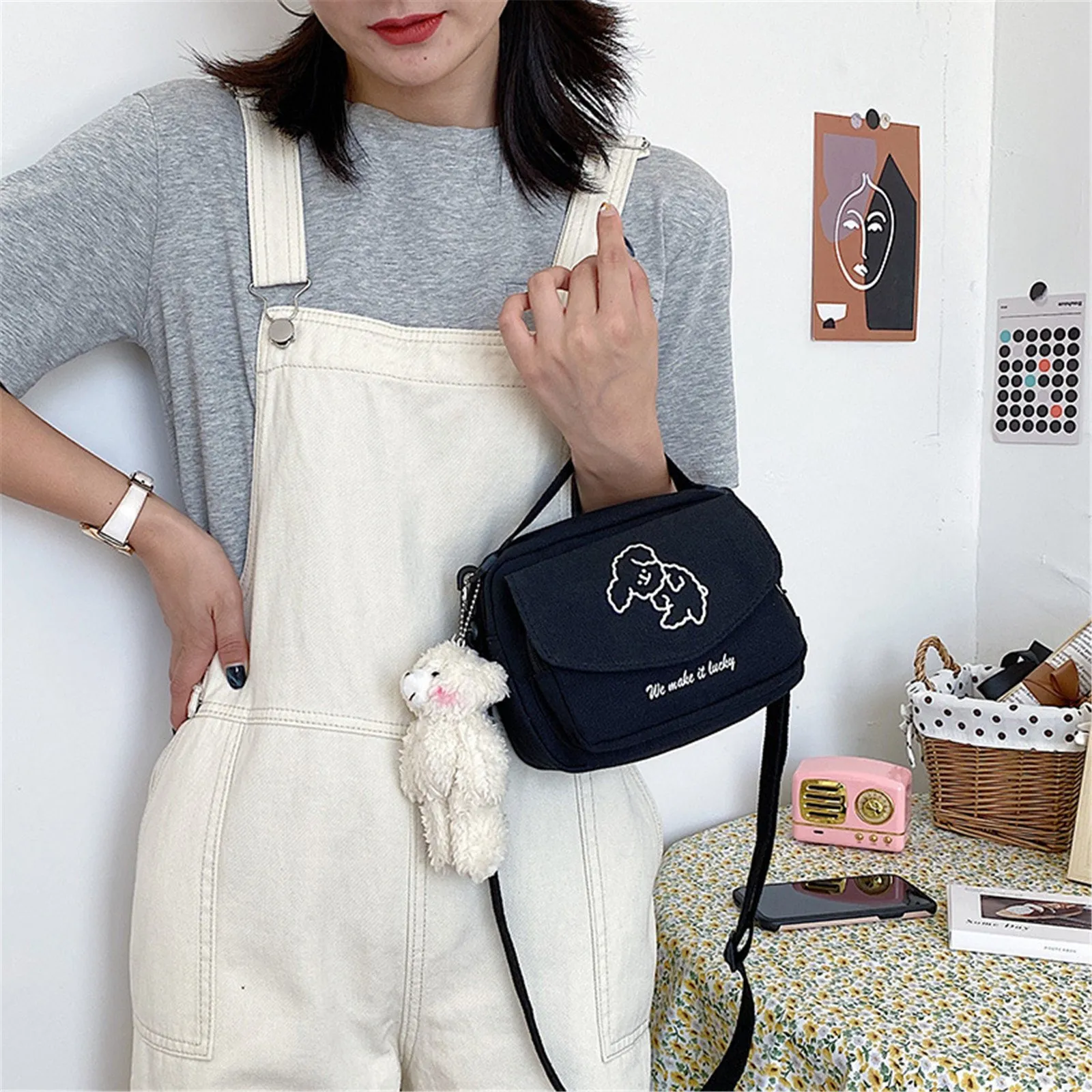 DHgate.com:Harajuku Bear Print Canvas Shoulder Bag - Casual