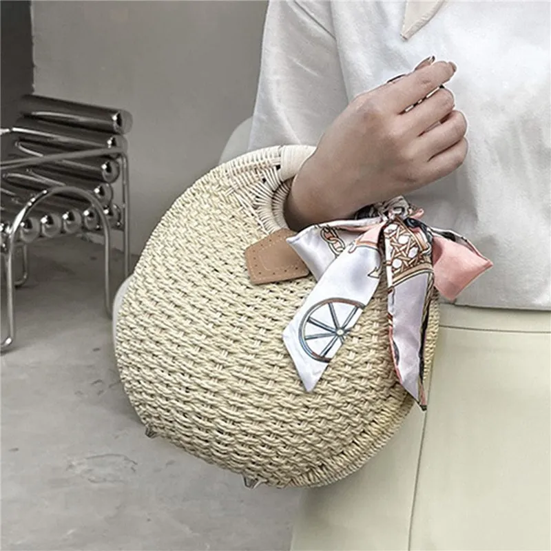 DHgate Handcrafted Rattan Shell Tote Bag Unique Summer Beach Purse with Woven Round Handle Bags Luggage Accessories
