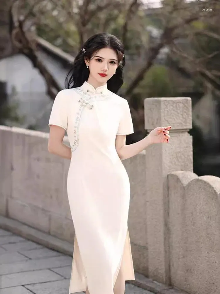 beige qipao