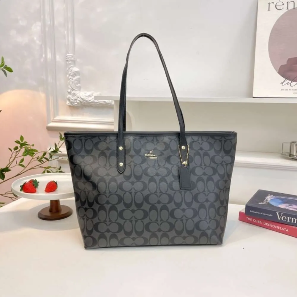 DHgate.com:Coach Crossbody Shoulder Bag: Premium Leather