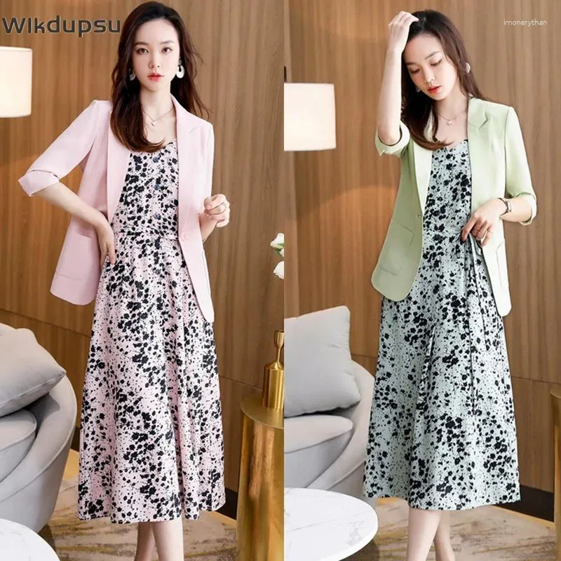 Nursing dresses for work discount
