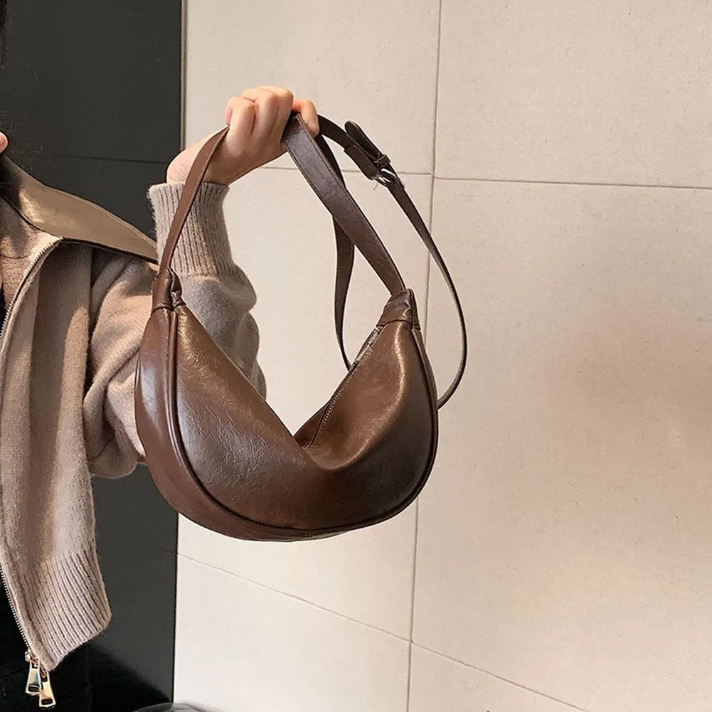 ◆MUCENT◆ Mulci Eyelet Crescent Mini Crossbody Bag Unisex P MUSINSA | MUCENT Mulci Eyelet Crescent Mini Crossbody Bag Unisex