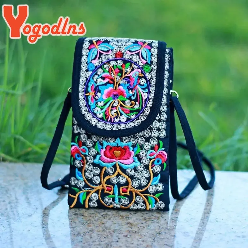 DHgate.com:Vintage Floral Embroidered Crossbody Bag - Womens