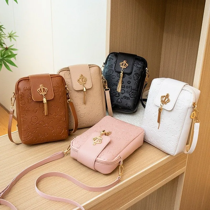 Fresh Sweet Embossed Ladies Crossbody Bag Casual And Simple Lady Mobile Sherpa Purse 67g From Dazzleclutch 6.11 DHgate.Com