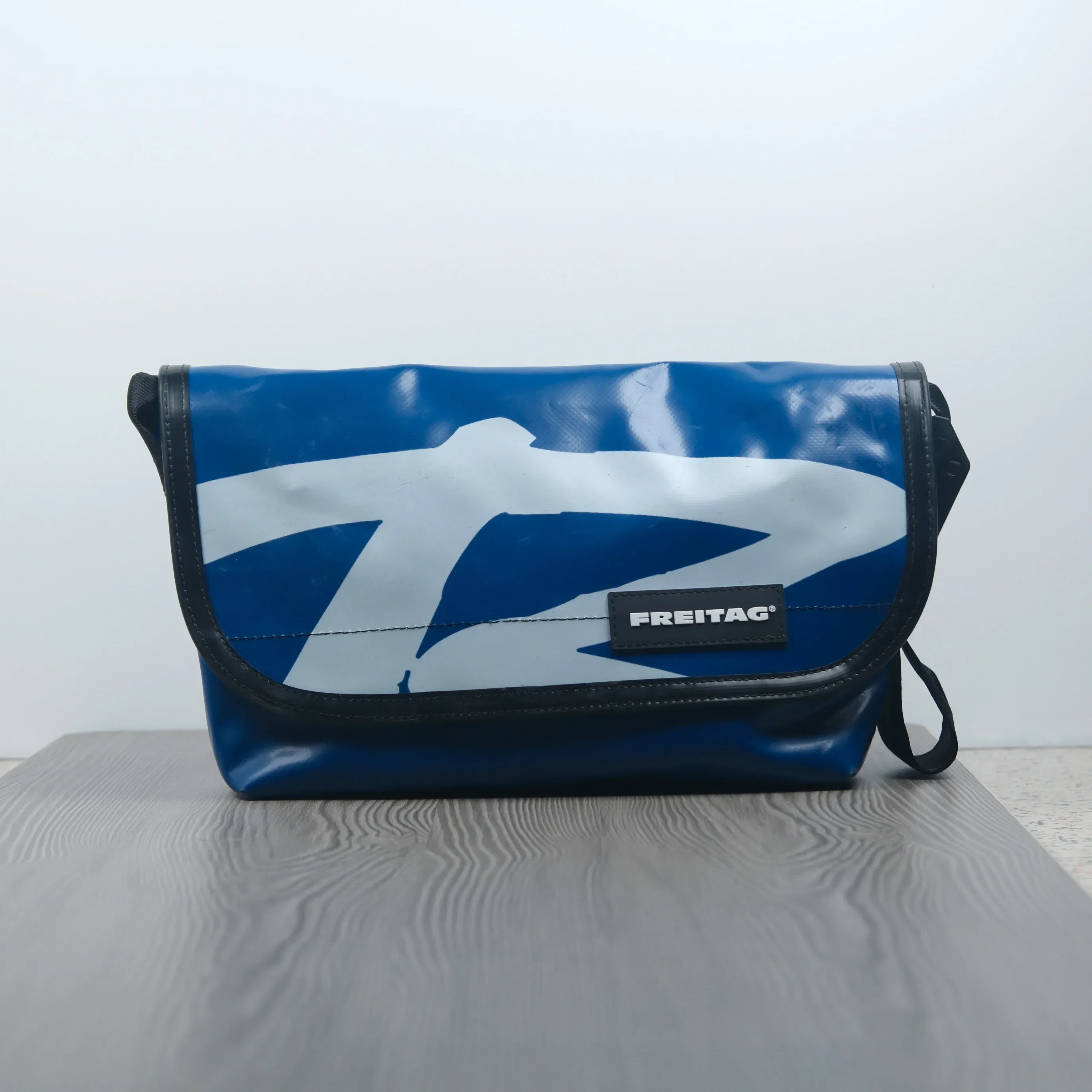 バッグ freitag hawaii five-o Freitag F41 Hawaii Five-O Bag: Upcycled Messenger Bag, Eco