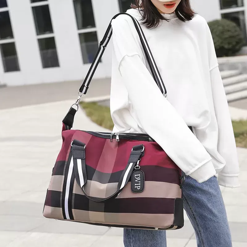 2024Waterproof Sports Travel Bag Women s Large Capacity Handbag