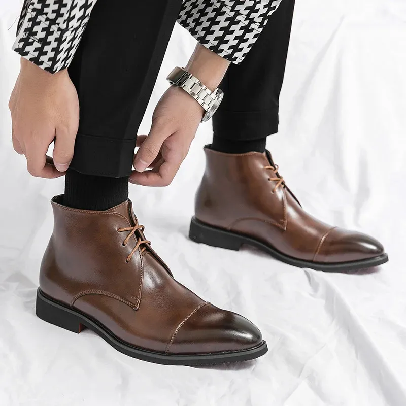 green emerald velvet dress British Style Men's Formal Chelsea Boots main image 0