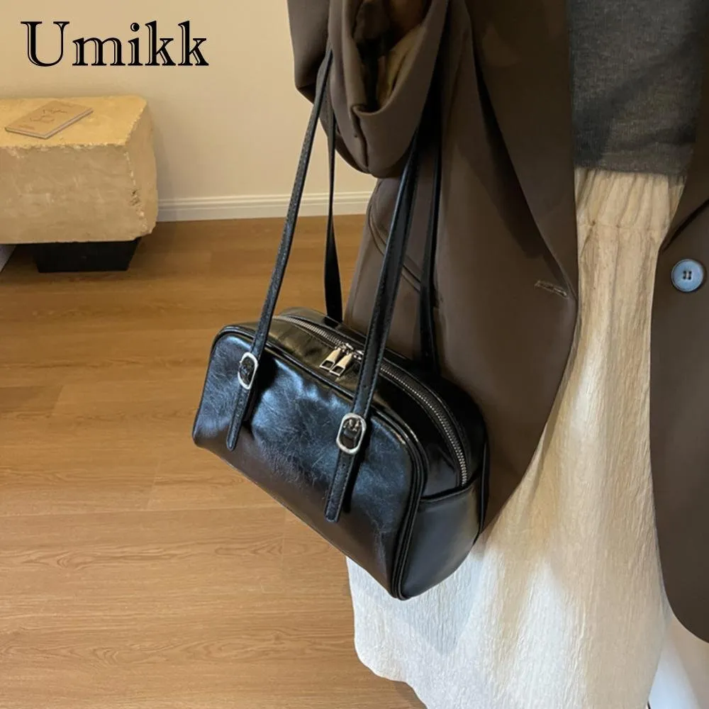 DHgate.com:Chic Solid Color Shoulder Bag - Adjustable Strap