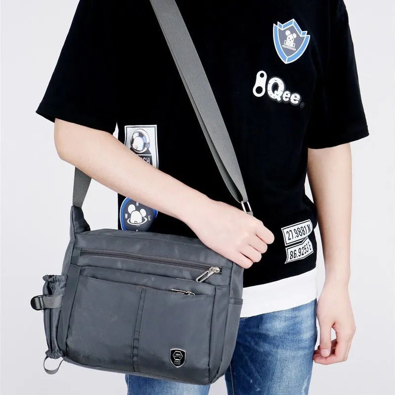 DHgate 2024Waterproof Nylon Oxford Casual Crossbody Bag for Men with Water Bottle Pocket High Capacity Horizontal Messenger Bag 77A7 Bags Luggage Accessories