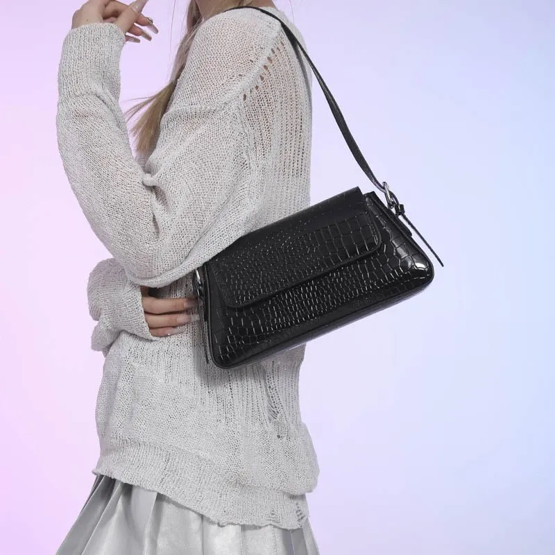 DHgate.com:2024Womens Crocodile Texture Faux Leather