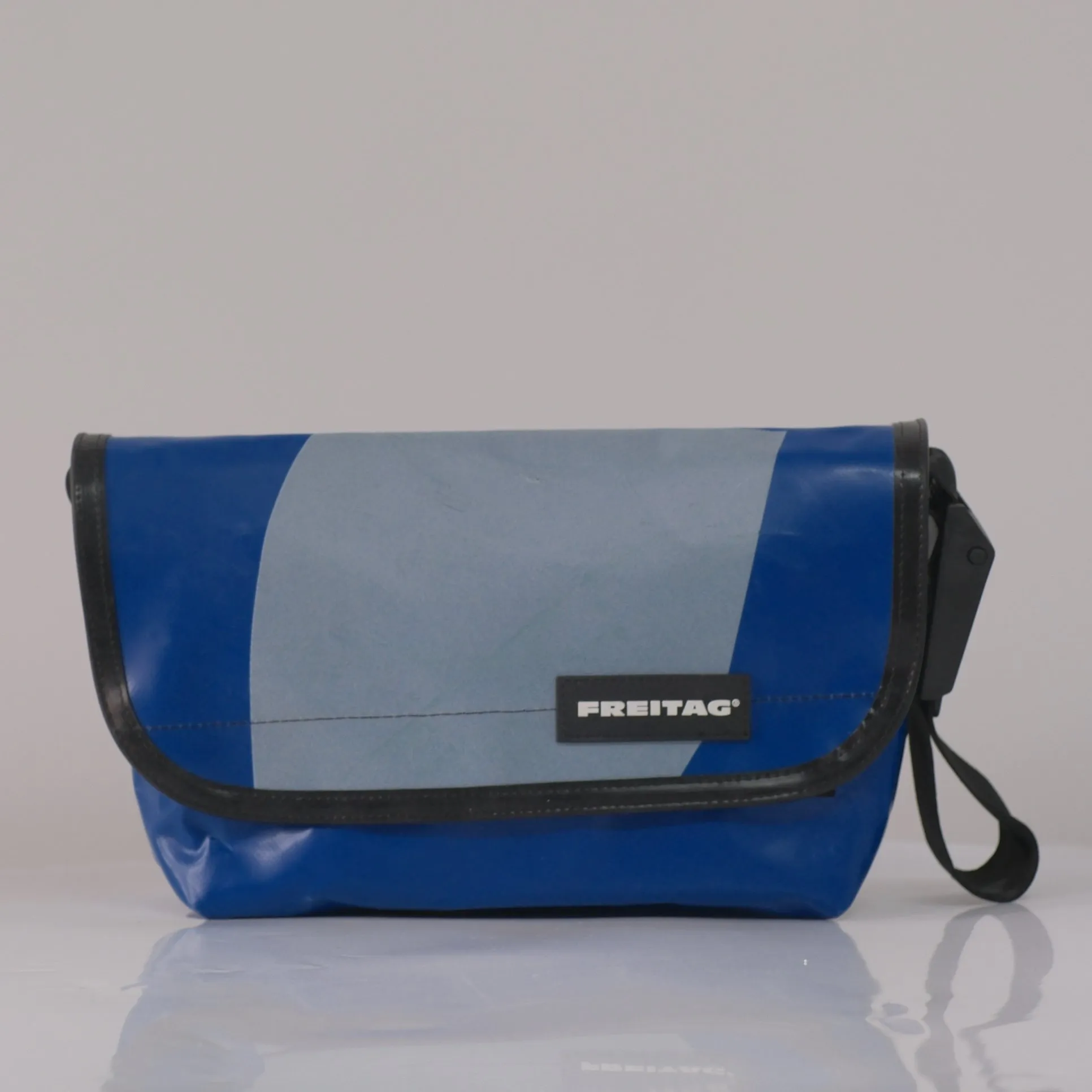 Freitag F41 HAWAII FIVE O Menger Bag Single Shoulder From 77,38