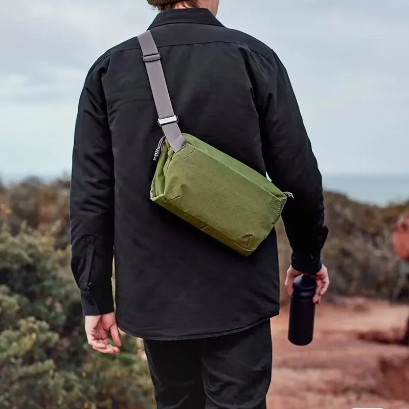 バッグ Venture Sling 9L Venture Sling 9L | Large crossbody bag for all-day adventure
