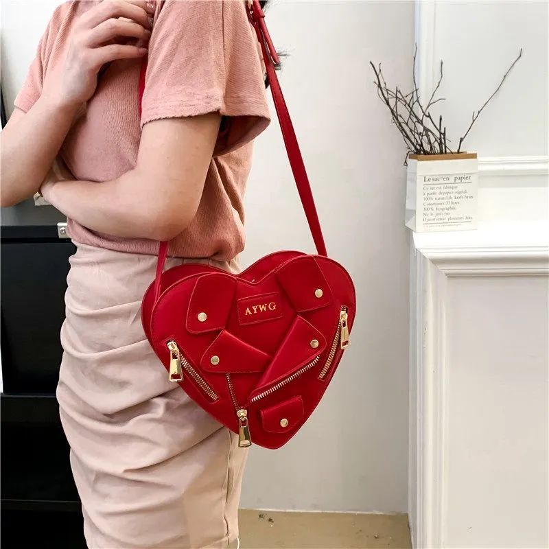 Vintage Y2K Small Chain Rivet Shoulder Bag Heart Shaped
