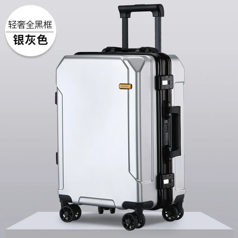 Globetrotter 28inch Suitcase