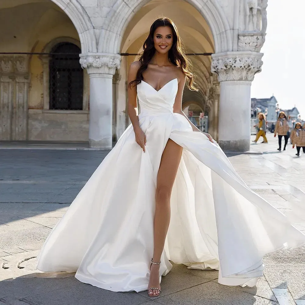 chinese dress ladies Ladivine CD854W White Wedding Dress