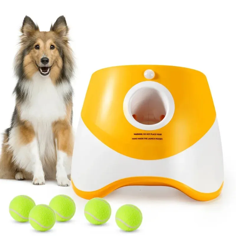 Automatic Dog Ball Launcher Plastic Green Adjustable Distance Comes with 3 Balls Large Size 2024