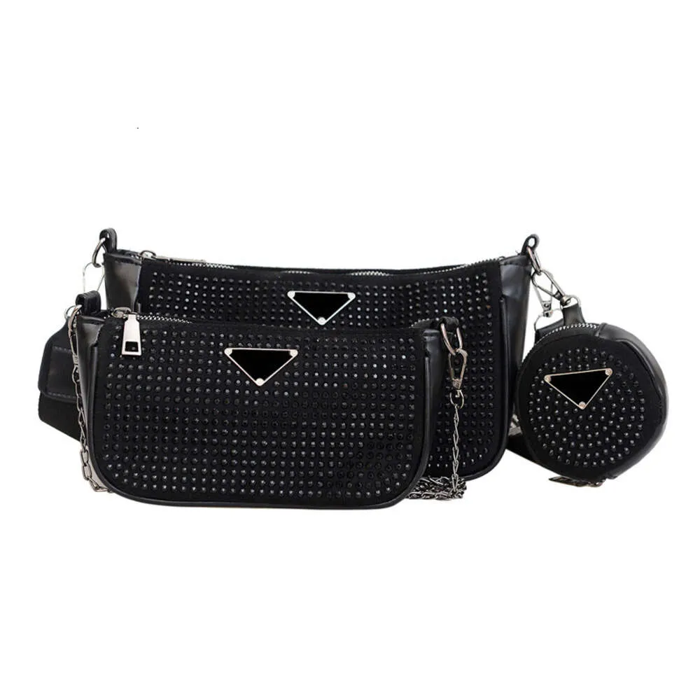 DHgate 2024Korean Trendy Shoulder Dumpling Bag Versatile Canvas Handbag for Women Black Three Piece Set Bags Luggage Accessories