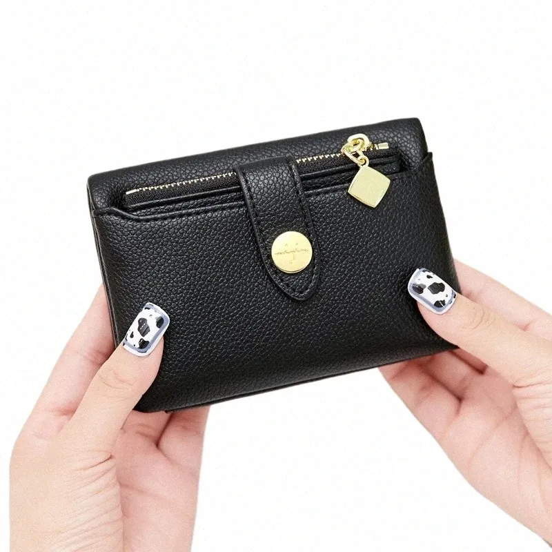Trifold Leather Wallet For Women, Multi Card Organizer Small Women Wallet With Zippered Coin Pocket And Wristlet Black One Size 853885
