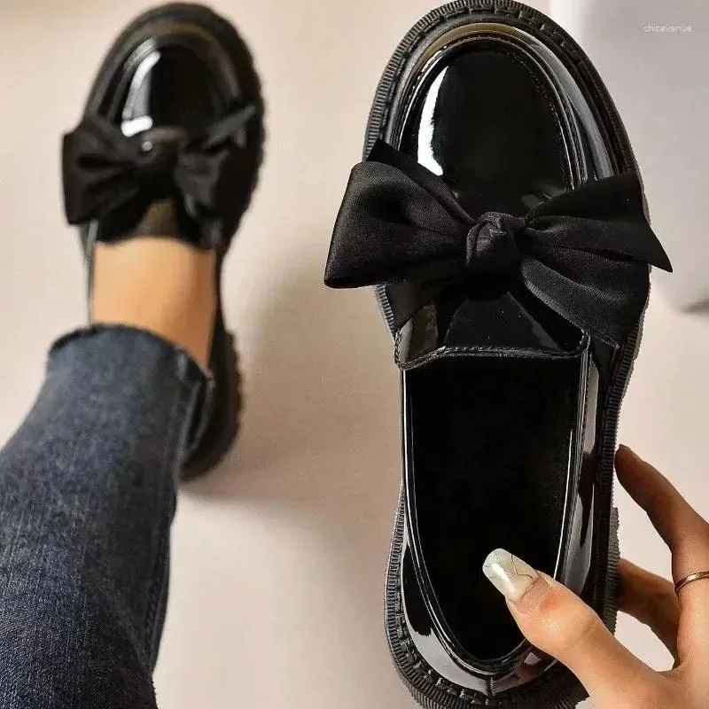 Slip on pumps deals