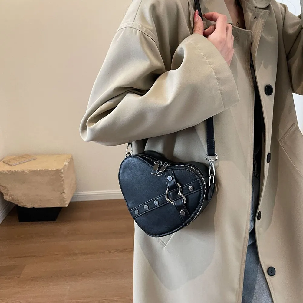 Heart-Shaped Y2K Shoulder Bag: Pink PU Leather Rivet Tote