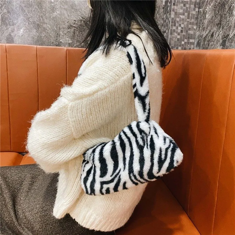 Cow Print Fluffy Winter Shoulder Bags For Women Plush Mini Tote Underarm Purse From Breezybackpack 9.56 DHgate.Com
