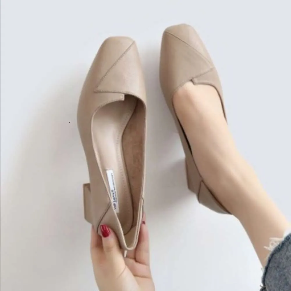 Nude mid heel pumps hotsell