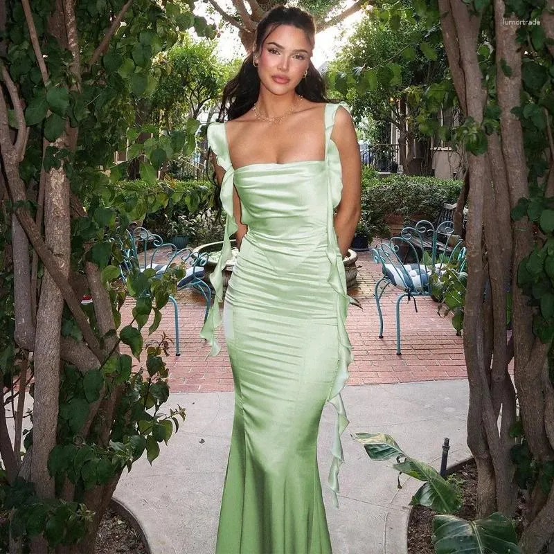 Light Green Backless Maxi Dress: Sexy, Sweet, Elegant Summer Wear for Women