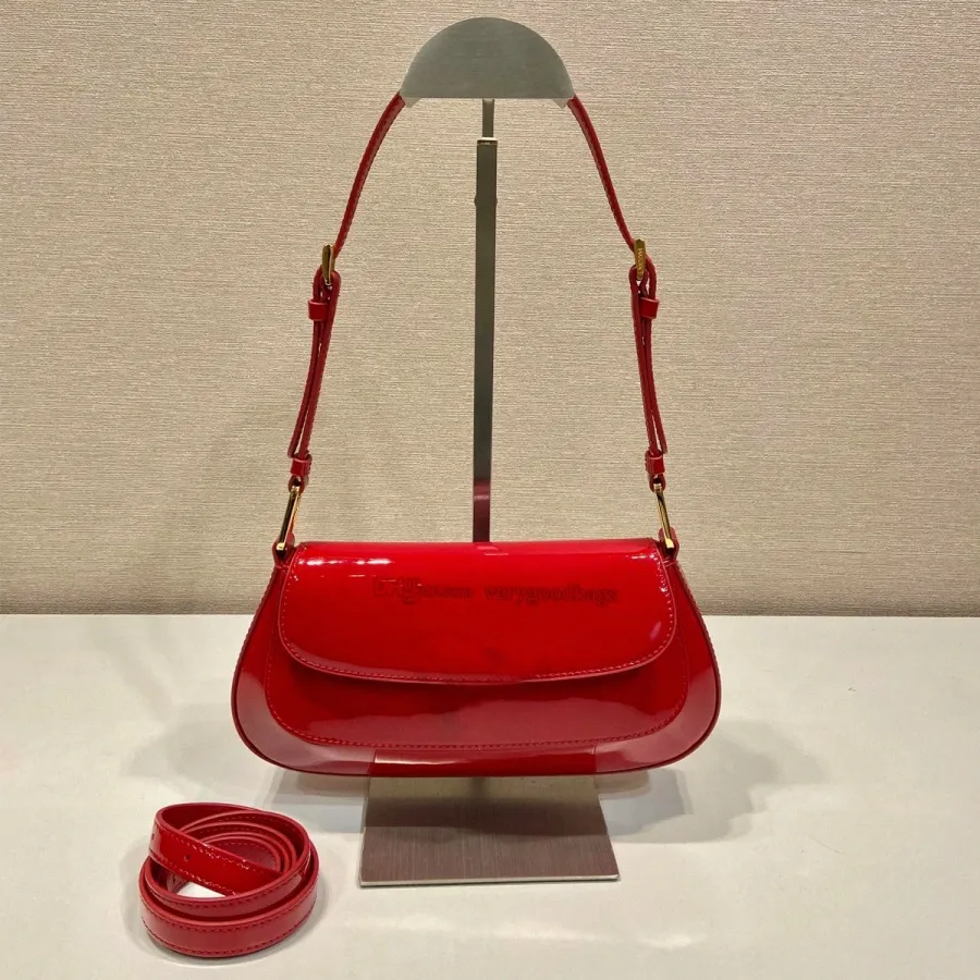 Stylish Leather Crossbody Bag For Women Designer Red Shoulder Purse In Red Black And White Small Baguette Handbag 240109 From Doitoday 30.28 DHgate.Com