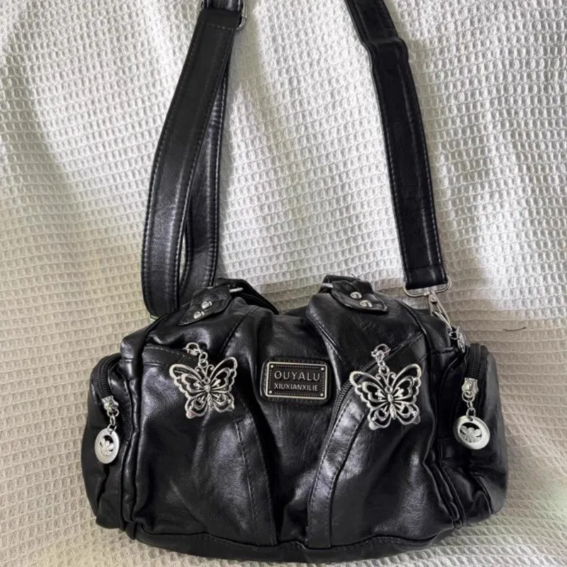 DHgate.com:Y2k Gothic Shoulder Bag - Black Leather Tote