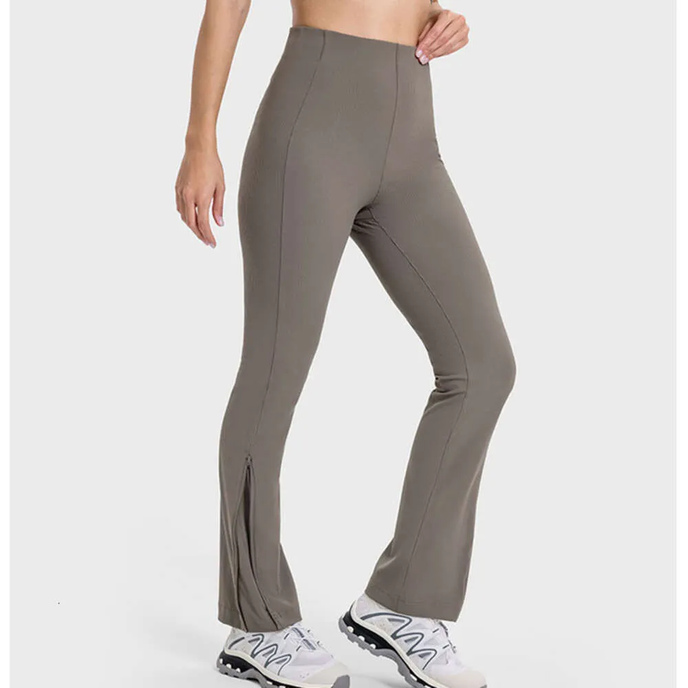 loose nike yoga pants