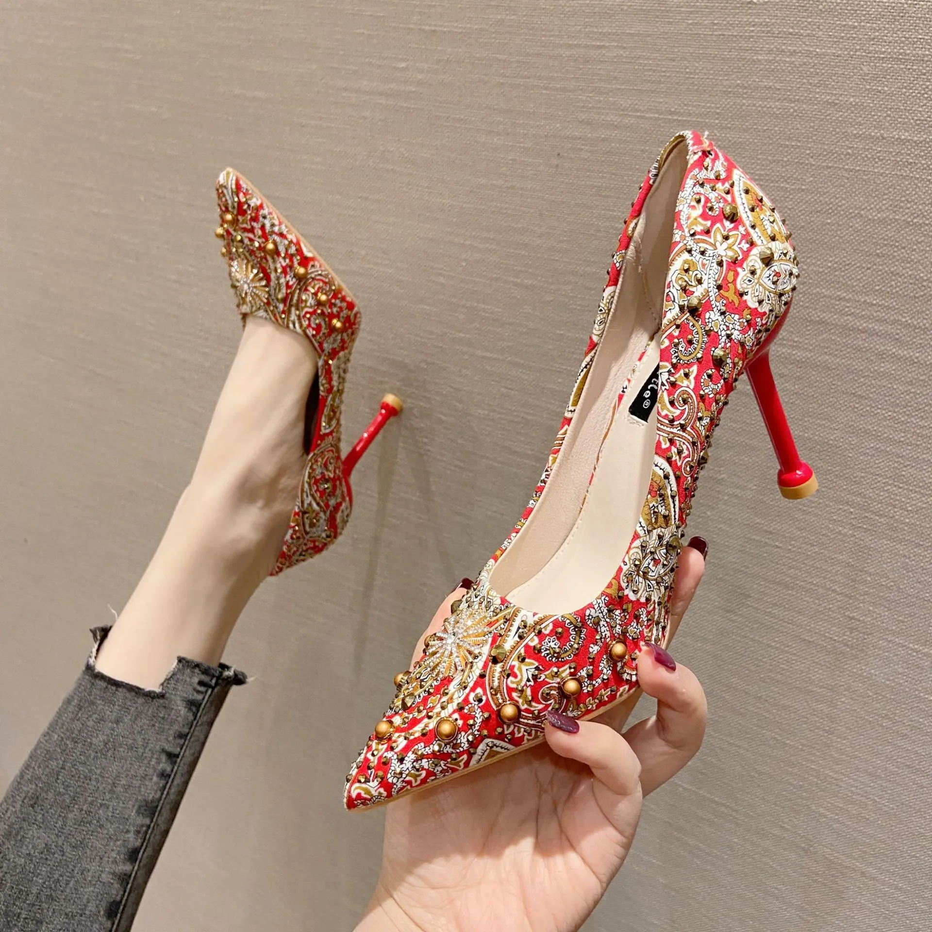 Women s Red Satin High Thin Heel Bridal Chinese Wedding Shoes 4 Inch Heel  from Dhgate Casual Shoes - price 32.84, image size:1920x1920