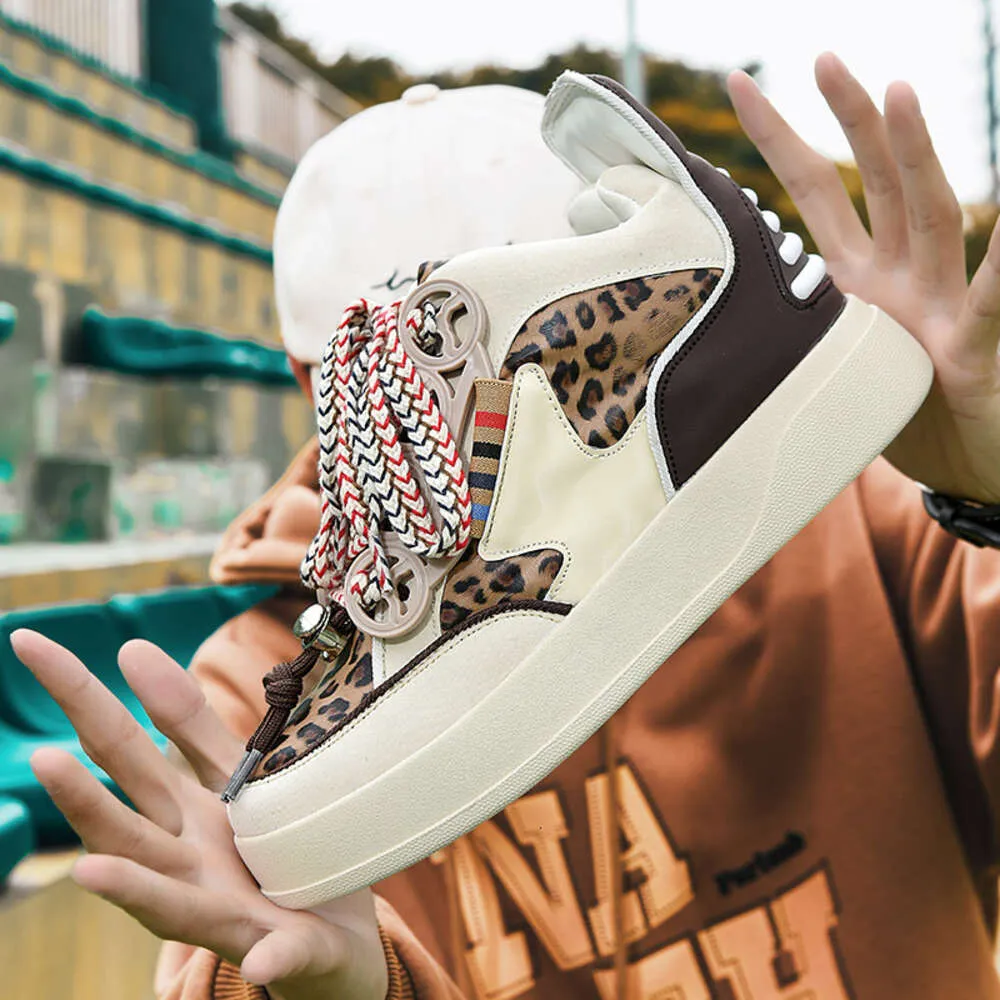 Men's Leopard Print Casual Mid-Top Sneakers Thick Sole Board Shoes