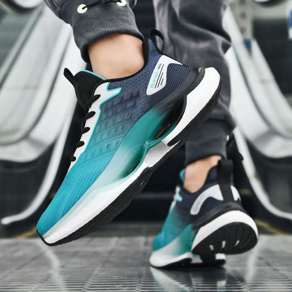 flyknit sneakers mens