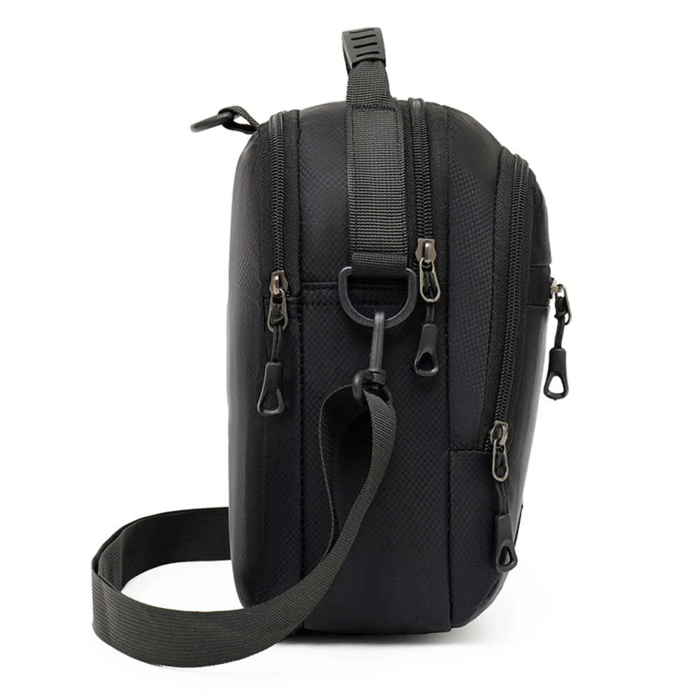 最終セール ブラック 男女兼用 NYLONshoulder noveltybag SHOULDER BAG - Onitsuka Tiger | Onitsuka Tiger ONLINE STORE