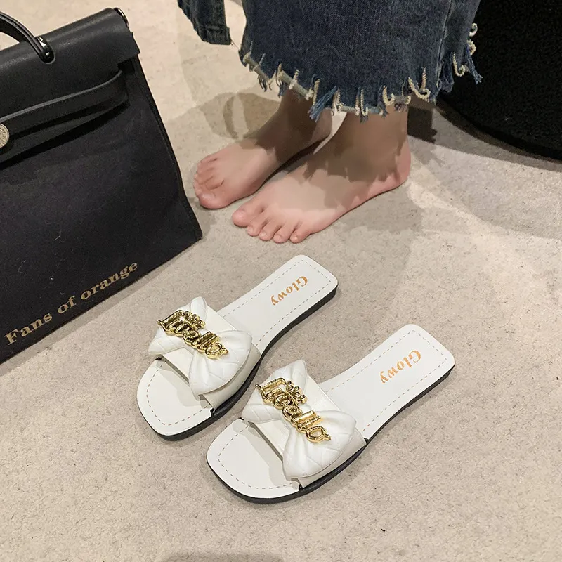 Non-Slip Women\u0026#039;s Flat Beach Slippers - Perfect for Summer