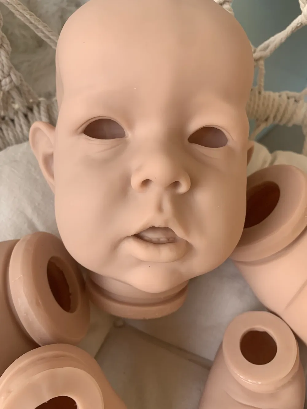 Liam Reborn Reborn Doll Kits Kit 20 28 Inches Soft Touch Fresh Color Unpainted Unfinished Baby Toddler Reborn Doll Kits Blank Parts From Homepro4 34.63 DHgate.Com